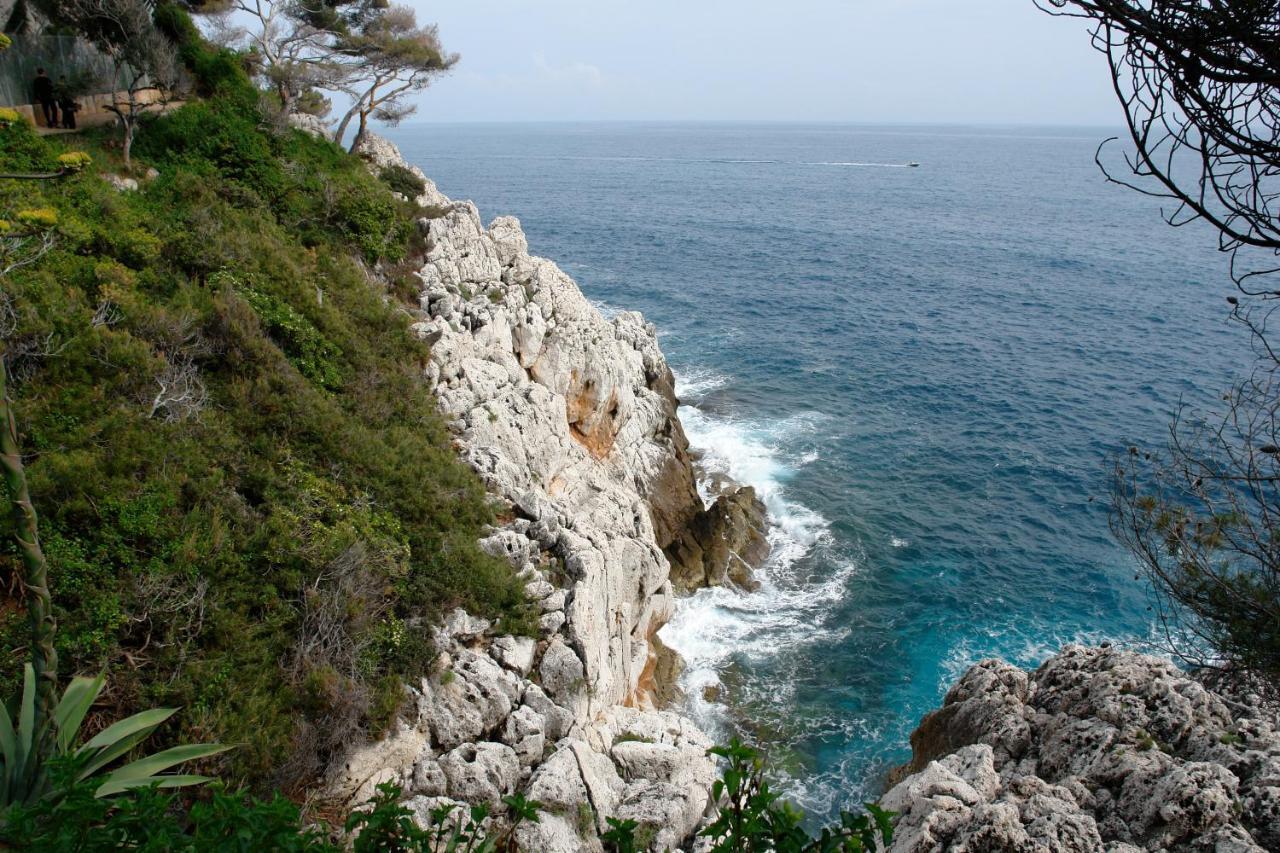 456 Chemin De La Pinede Apartment Menton Bagian luar foto