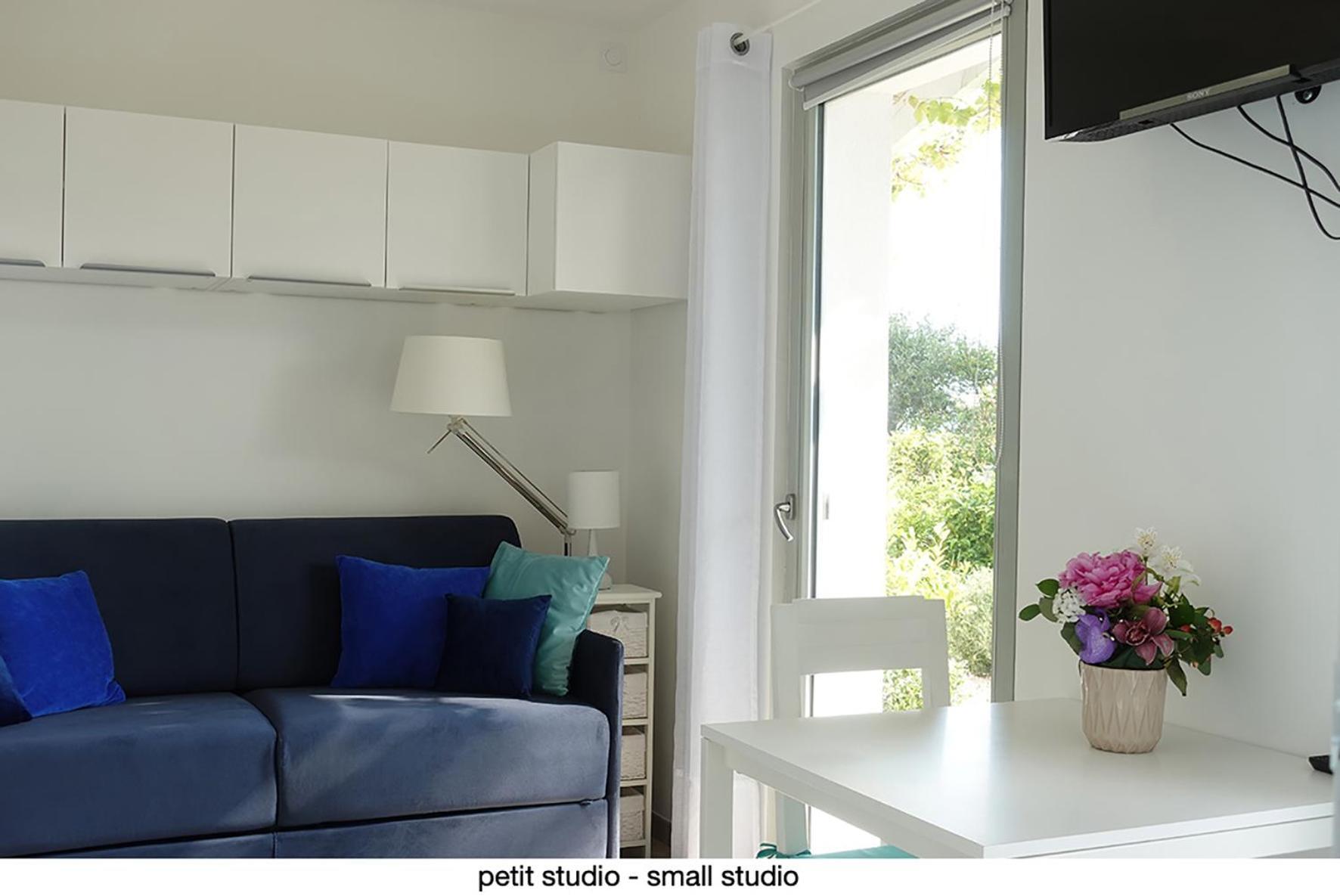 456 Chemin De La Pinede Apartment Menton Bagian luar foto