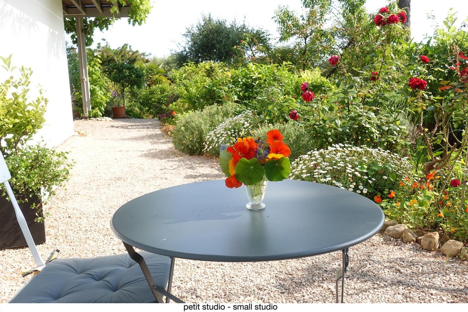 456 Chemin De La Pinede Apartment Menton Bagian luar foto