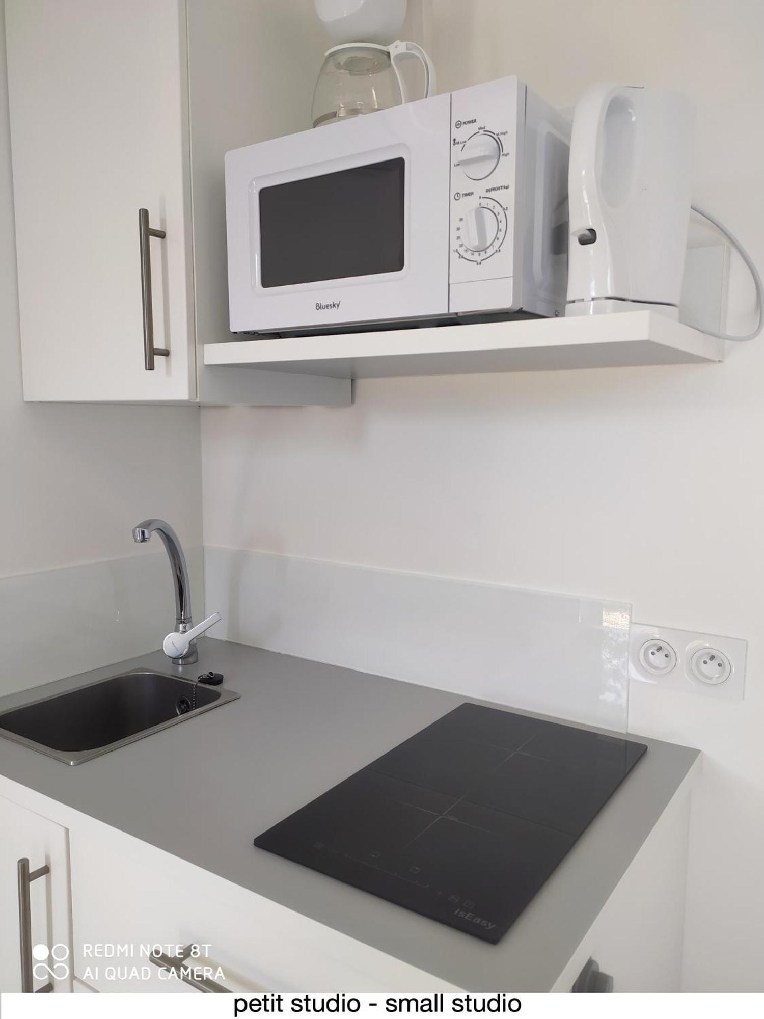 456 Chemin De La Pinede Apartment Menton Bagian luar foto