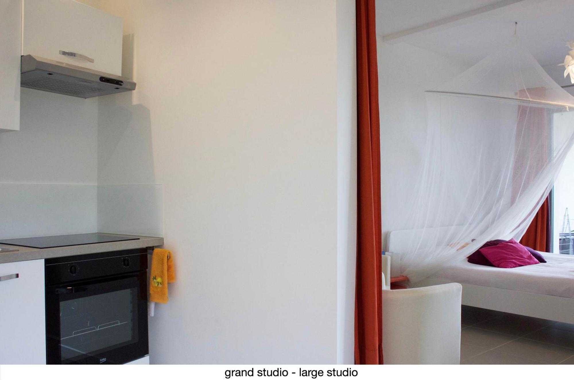 456 Chemin De La Pinede Apartment Menton Bagian luar foto