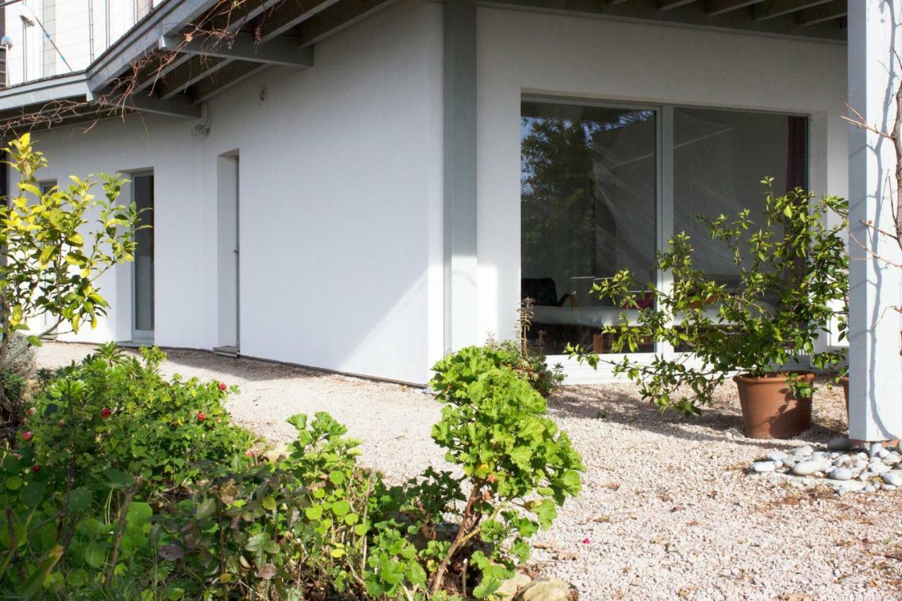 456 Chemin De La Pinede Apartment Menton Bagian luar foto